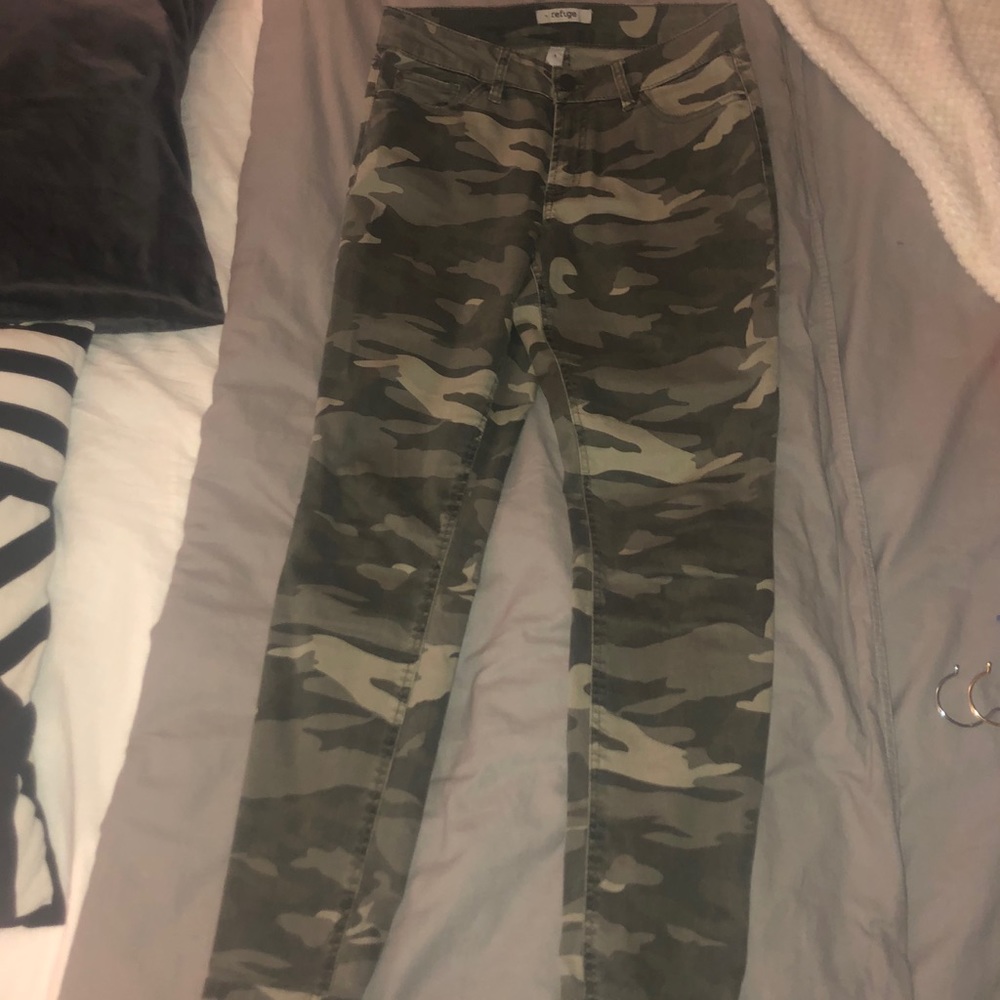 Green camouflage jeans